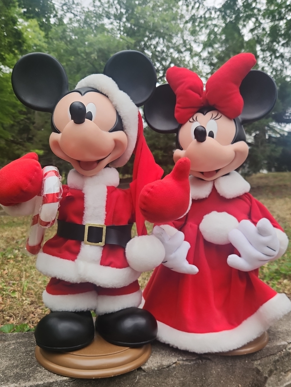 Vintage 90's, Christmas, Holiday, Disney Mickey and Minnie Animatronics Figurine